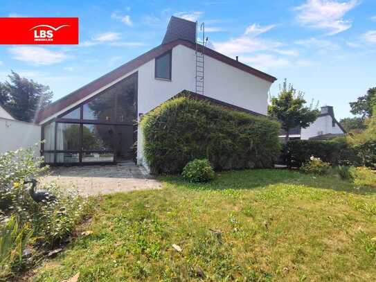 ***Charmante DHH mit einzigartigem Flair! Galerie, Garten, Garage, Keller, 1a Lage in Walldorf***