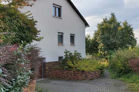 Großes EFH mit ELW und schönem Garten