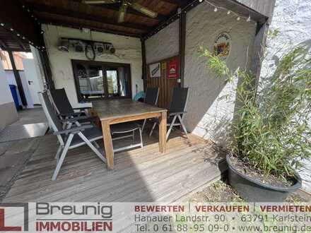 Geräumiges, renoviertes 1-2 FH mit Nebengebäude, Freisitz & Scheune in Ortsmitte
