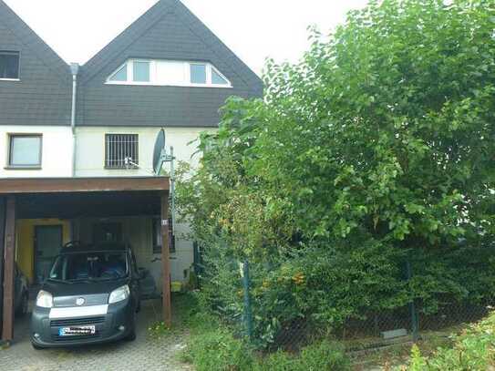 Viel Platz für die ganze Familie! Reihenendhaus mit Einliegerwohnung in Troisdorf-Frd.W. Hütte