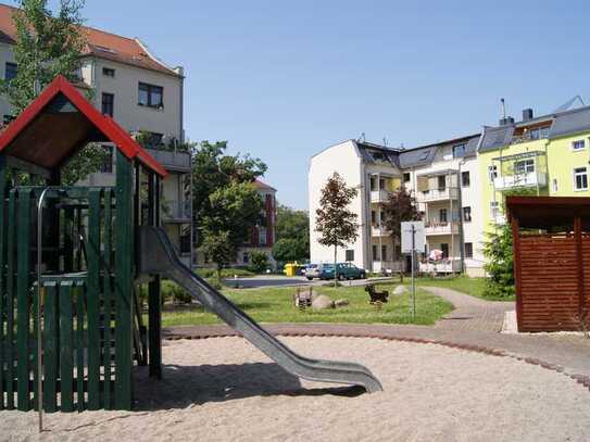 Tolle Maisonette- Wohnung 3- Raum mit Balkon und Einbauküche im Parkstraßen- Carré in Markranstädt