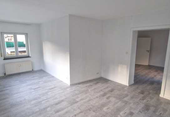 TOP: Schöne, helle 3-Zi.-Wohnung in ruhiger Wohnlage *EBK, Terrasse, Garage*