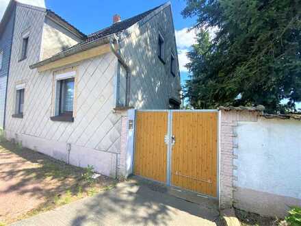 Grundstück mit 952 m² - gemütliche Doppelhaushälfte mit Garten und Garage Nähe Zörbig