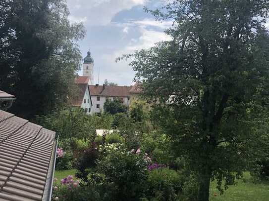 Stilvolle 2-Zimmer-Wohnung mit Terrasse und Garten im Herzen von Ebersberg