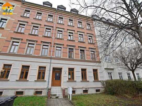 *Attraktive 2-Raum-Wohnung im Dachgeschoss mit Balkon im Schloßchemnitz*