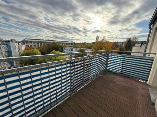 DG-Whg. /WG-geeignet / Balkon an der Küche / Bad mit Fenster