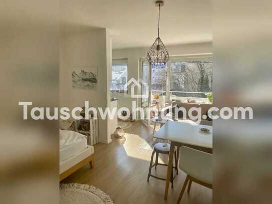 Tauschwohnung: Suche 2 Zimmer Wohnung/ tausche 1 Zimmer Wohnung mit Balkon