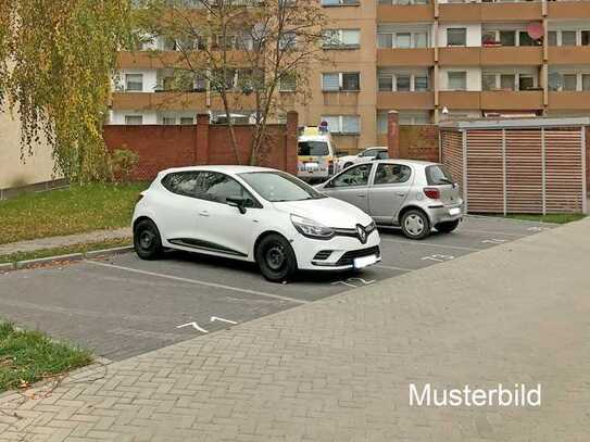 Sicherer Außenstellplatz im Herzen Berlins - Neukölln, Sanderstraße