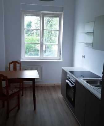 Helle 2-Zimmer-Wohnung mit Balkon in Adlershof (Treptow), Berlin