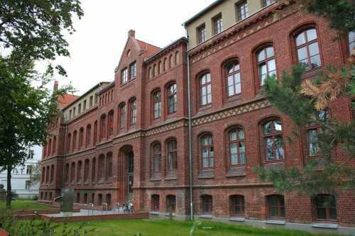 Zentrale Lage - Doppel Apartment - Wohnen im Studentenpark!