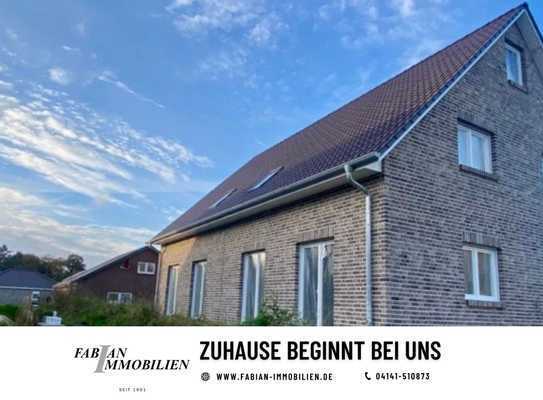 Moderne Doppelhaushälfte zur Vermietung in Hechthausen – Bezug ab Juli 2025