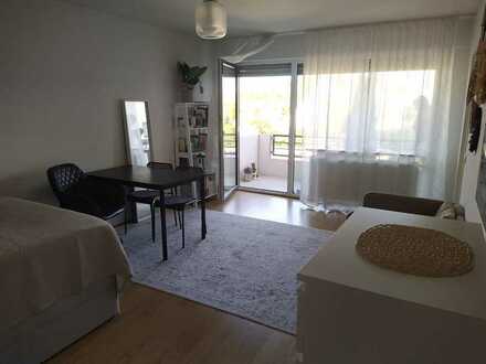 Modernisierte 1-Zimmer-Wohnung mit Balkon und EBK in Neu-Ulm
