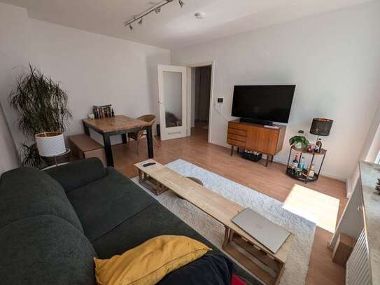 Stilvolle, gepflegte 2-Zimmer-Wohnung mit Balkon in Köln Bilderstöckchen