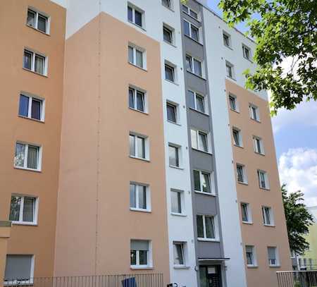 Geräumige und helle 3 Zimmer-Wohnung mit Balkon mit tollem Blick über Baumheide