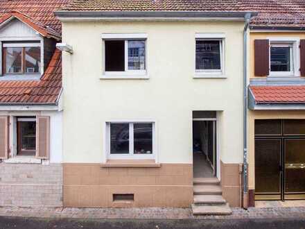 Einzigartiges Sanierungs- oder Abrissobjekt: Gestalten Sie Ihr Traumhaus von Grund auf neu!