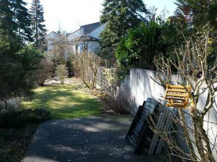 Schöne EG Wohnung mit Terrasse und Gartenanteil in Darmstadt Eberstadt