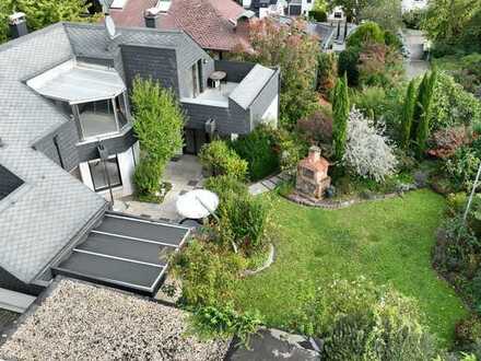 Großzügige Villa in Top Lage der Laubenheimer Höhe