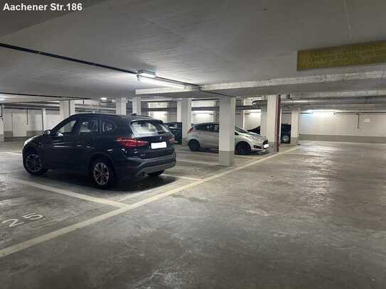 Tiefgaragenstellplätze zu vermieten