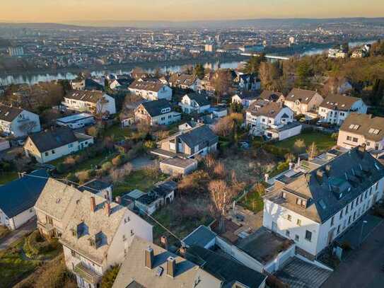 Renovierungsbedürftige Stadtvilla in toller Lage von Koblenz-Pfaffendorf