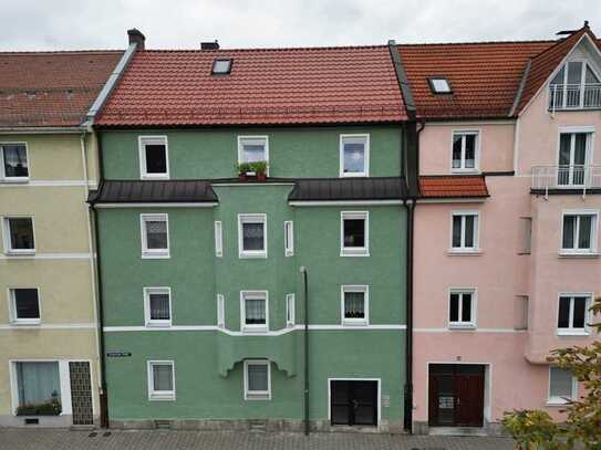 Vermietetes Mehrfamilienhaus mit vier Wohneinheiten in zentrumsnaher Lage von Weiden