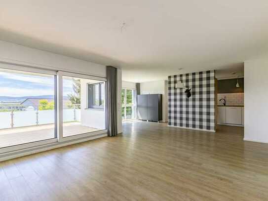 Exklusive 4-Raum-Wohnung mit Balkon und Einbauküche in Waiblingen
