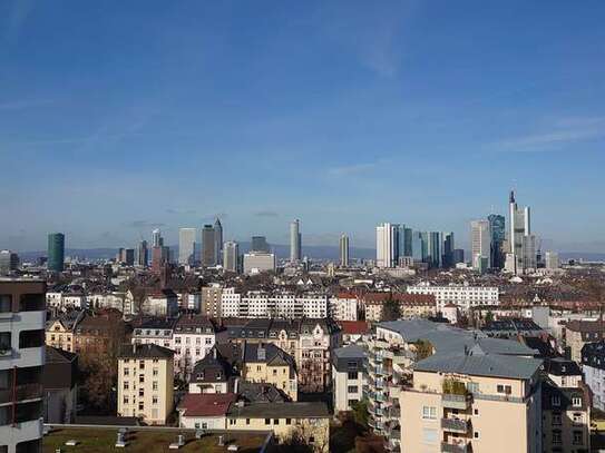 Tiefgaragenstellplatz zu vermieten in Sachsenhausen, Nähe Schweizer Straße und Südbahnhof