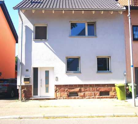 Reihenendhaus mit top Energieeffizienz in Karlsbad-Auerbach