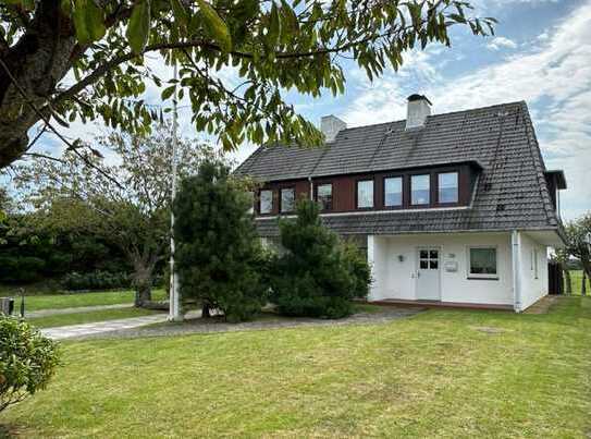 Reihenendhaus mit einmaligem Blick in die Morsumer Wiesen