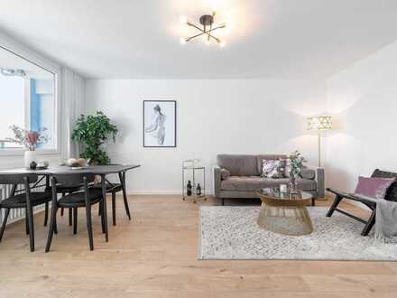Blick auf ganz Augsburg! Frisch renovierte 3-Zimmer-Wohnung mit großem Balkon