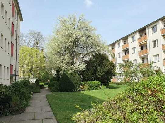 - GRÜNLAGE/ mod. Eigentumswohnung mit Balkon (für Selbstnutzer oder Anleger)