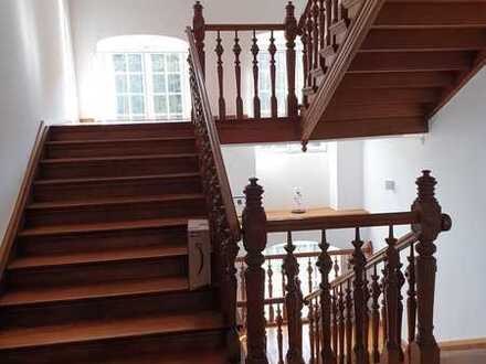 Burg-Bachem, stilvolles, modernes Wohnen, komplett möbliert