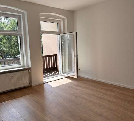 Schön geschnittene 3 Zimmerwohnung mit großen Balkon in Görlitzer Südstadt