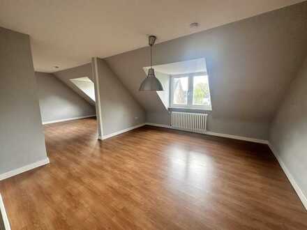 2,5 Zimmer - Altbau - Dachgeschoss