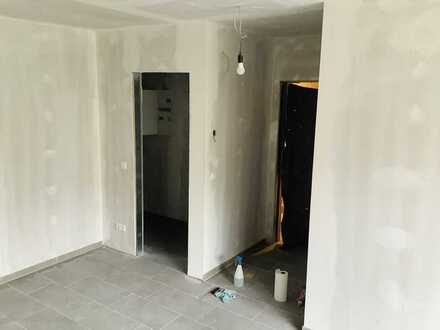 Erstbezug nach Sanierung: geräumige 1-Zimmer-Wohnung zur Miete in Rösrath