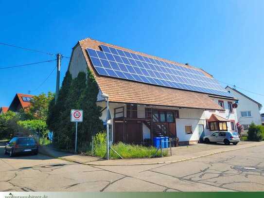 Bauernhaus mit Scheune und Photovoltaik Anlage zu verkaufen