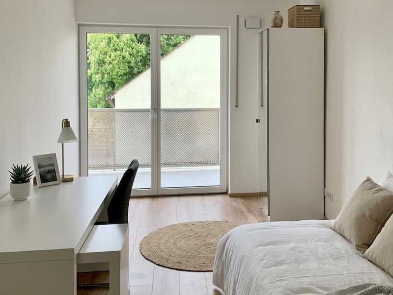                                                               Studenten aufgepasst! Vollm&ouml;bliertes WG-Zimmer nahe TU Garching! Bitte nur Anfr&hellip;                                                       in Eching (Landshut)