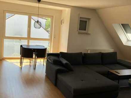Exklusive 4-Zimmer-Wohnung mit EBK in Reutlingen - Zentral