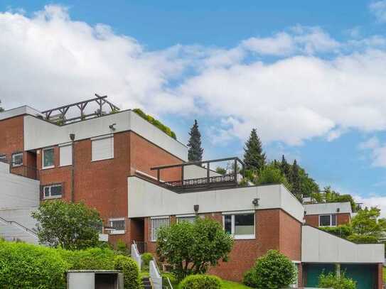 Exklusive Terrassenwohnung im architektonischen Terrassenhaus – mit privatem Zugang in Top-Lage