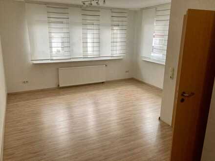 Helle 2-Zimmer-Wohnung EG in Argenthal