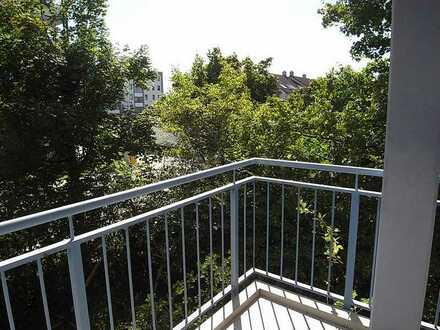 2-Zim.-Whg. mit schönem Balkon ruhig gelegen in Putzbrunn