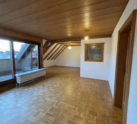 Helle und geräumige 4-Zimmer-Wohnung in ruhiger Lage in Neu-Ulm/Burlafingen
