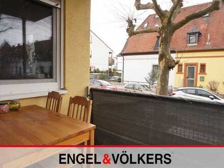 Charmante 2-ZKB mit großem Balkon und TG-Stelllplatz!