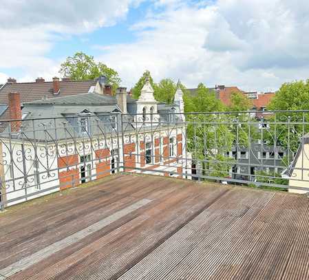 Exclusive 2 Zimmer - Wohnung mit großer Dachterrasse, möbliert, in bester Bonner Altstadtlage