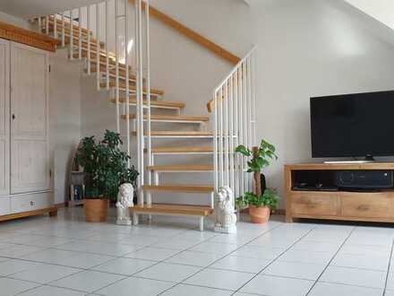 Geräumige 2-Zimmer-Maisonette-Wohnung mit EBK in Fürstenfeldbruck