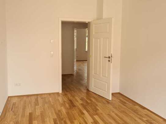 ***Zentrumsnahe 2 – Zimmer Wohnung mit Balkon und Fußbodenheizung* WE 11**