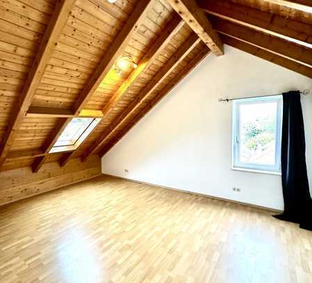 Schöne 2-Zimmer-Dachgeschosswohnung in Achern zu verkaufen.