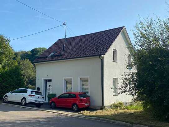 Freistehendes Einfamilienhaus in Gummersbach mit großem Grundstück