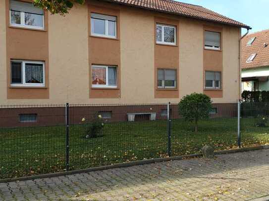 Modernisierte 3-ZKB-Wohnung mit Einbauküche in Dolgesheim