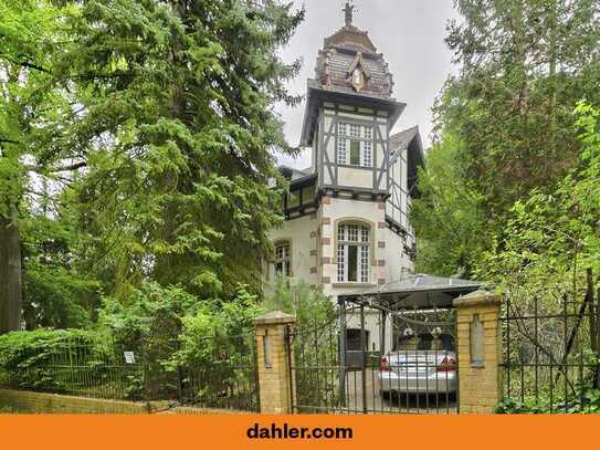 Herrschaftliche Gründerzeit - Turmvilla mit historischer Orangerie, fußläufig zum Schlachtensee