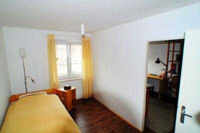 Ruhige 3-Zimmer-Wohnung mit guter Verkehrsanbindung in Augsburg-Hochzoll